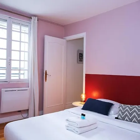 Confortable Flat- 2P- Belleville - Sambre * פריז
